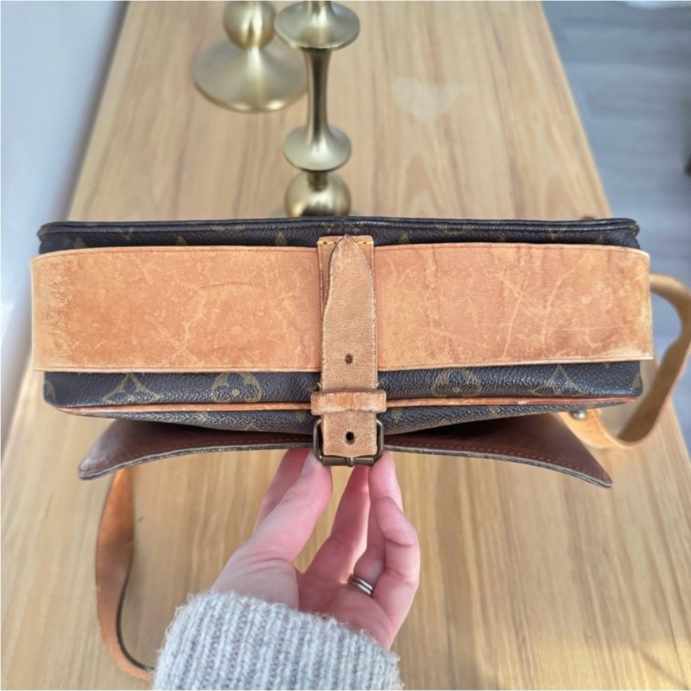 Louis Vuitton Satchel Crossbody - Picture 8 of 15
